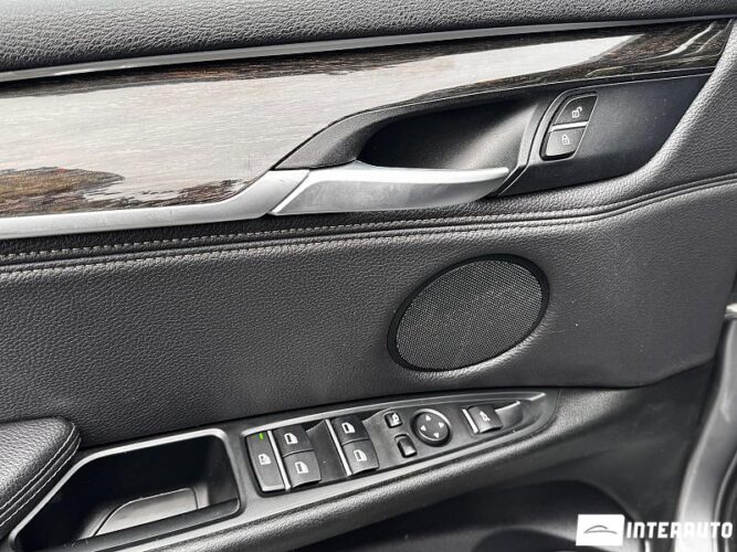 BMW X5 4.0e 49 interauto-car