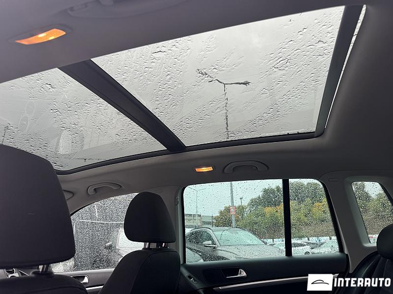 Volkswagen Tiguan 24 automobil-interauto