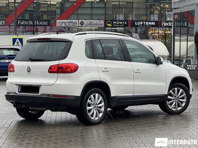 Volkswagen Tiguan 32 interauto-car
