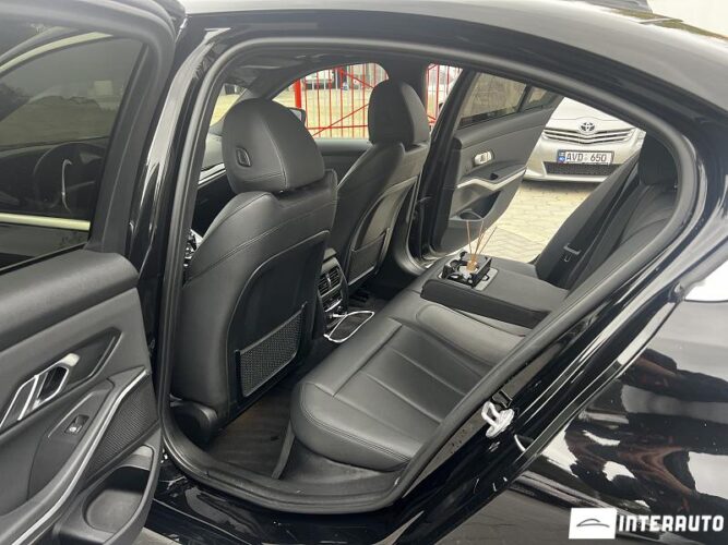 BMW 330 43 interauto-car