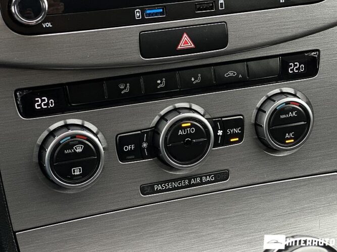 Volkswagen Passat 42 interauto-car