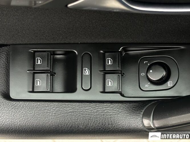 Volkswagen Passat 47 interauto-car