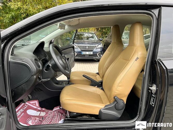 Volkswagen Up 31 interauto-car