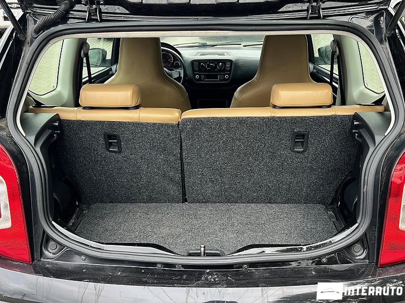 Volkswagen Up 26 automobil-interauto