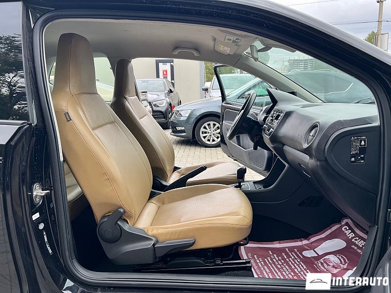 Volkswagen Up 23 automobil-interauto