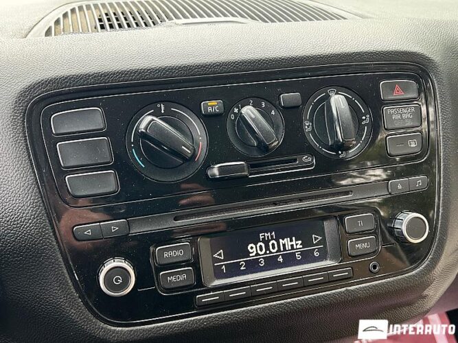 Volkswagen Up 37 interauto-car