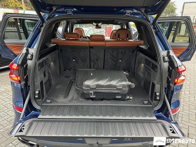 BMW X5 4.0i 54 interauto-car