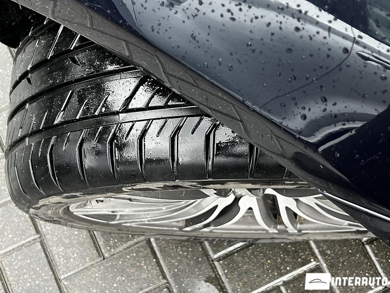 Porsche Macan 32 automobil-interauto