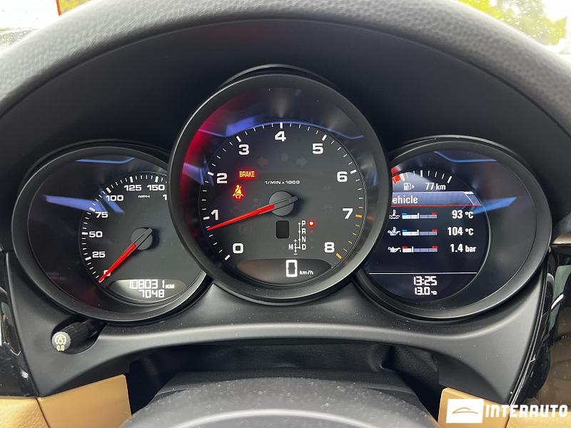 Porsche Macan 19 automobil-interauto