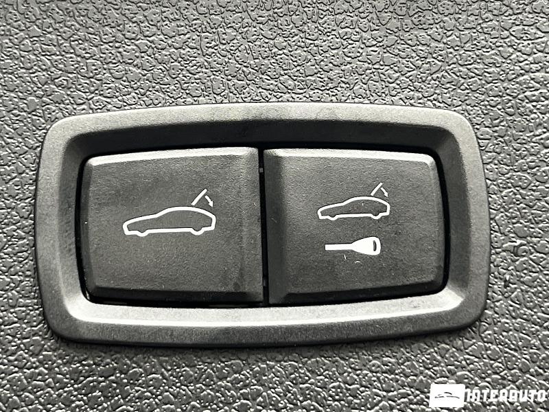 Porsche Macan 31 automobil-interauto