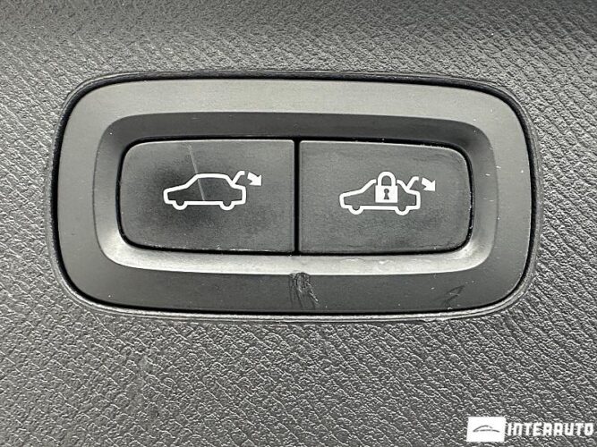 Volvo XC 90 60 interauto-car