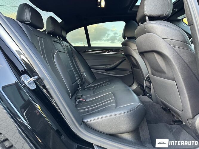 BMW 530e 49 interauto-car