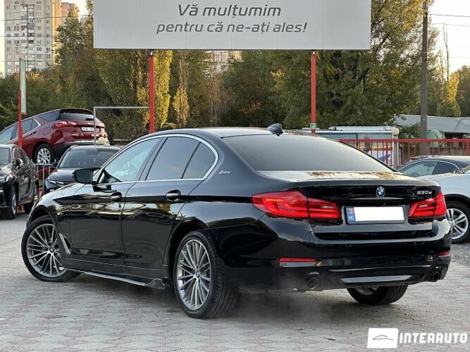 BMW 530e 34 interauto-car