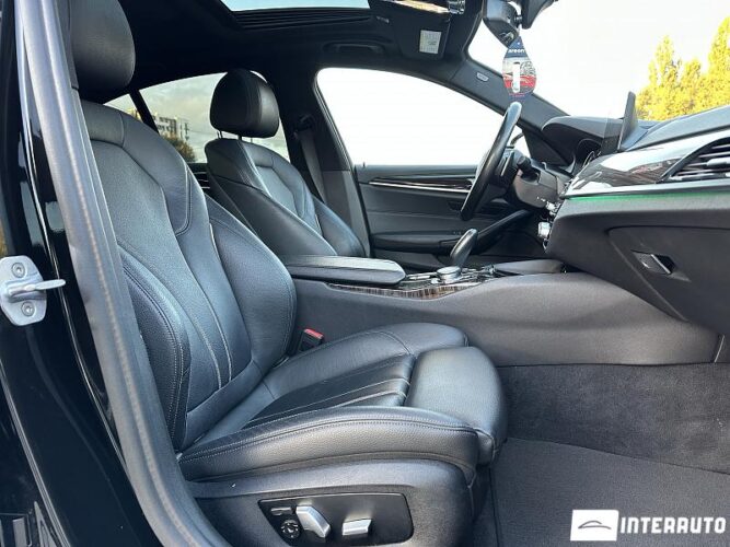 BMW 530e 37 interauto-car