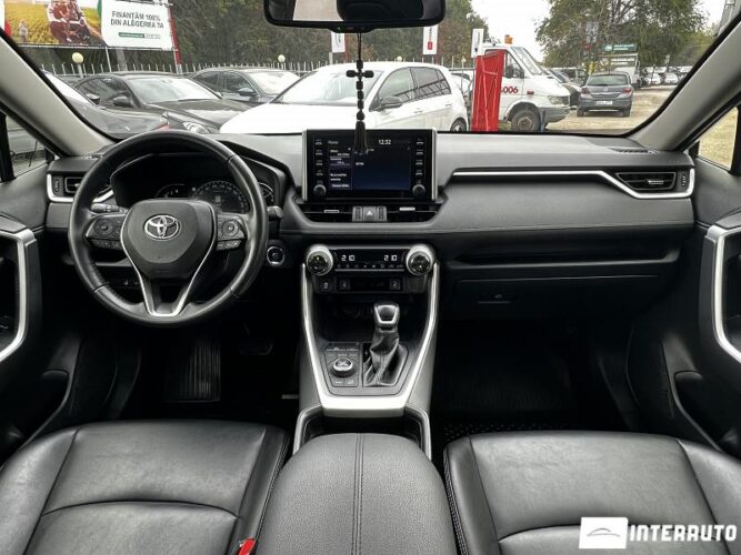 Toyota Rav-4 39 interauto-car