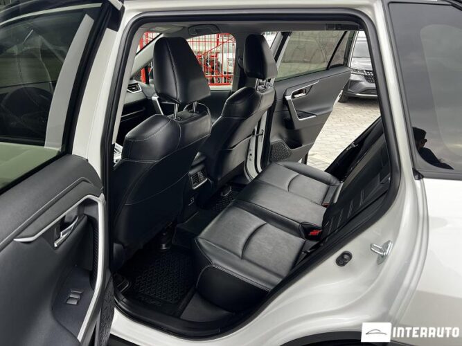 Toyota Rav-4 47 interauto-car