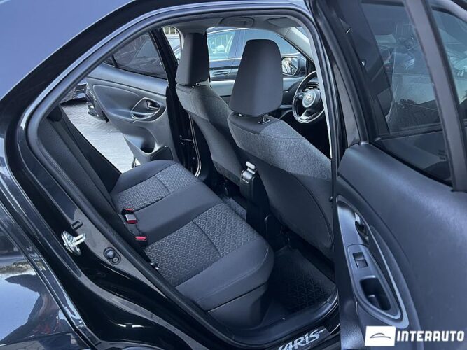 Toyota Yaris Cross 43 interauto-car