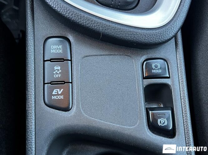 Toyota Yaris Cross 37 interauto-car
