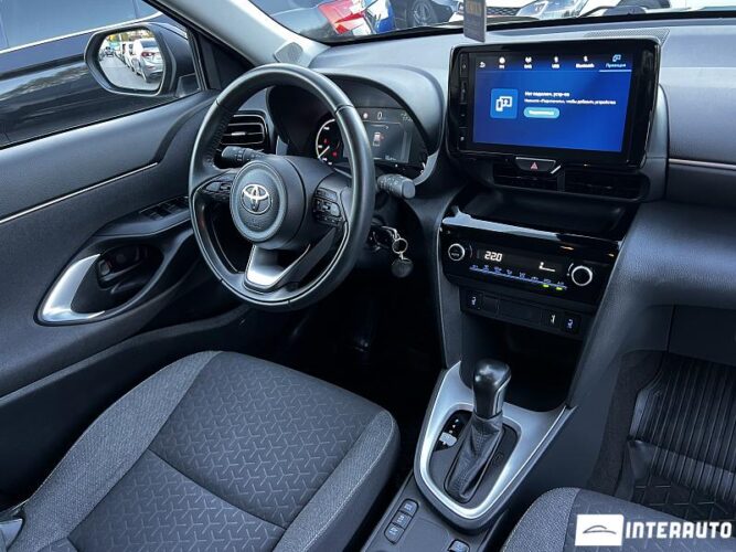 Toyota Yaris Cross 40 interauto-car