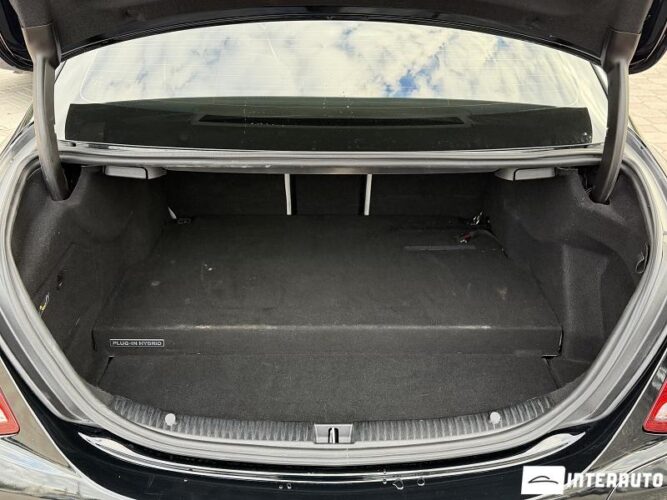Mercedes C 350e 56 interauto-car