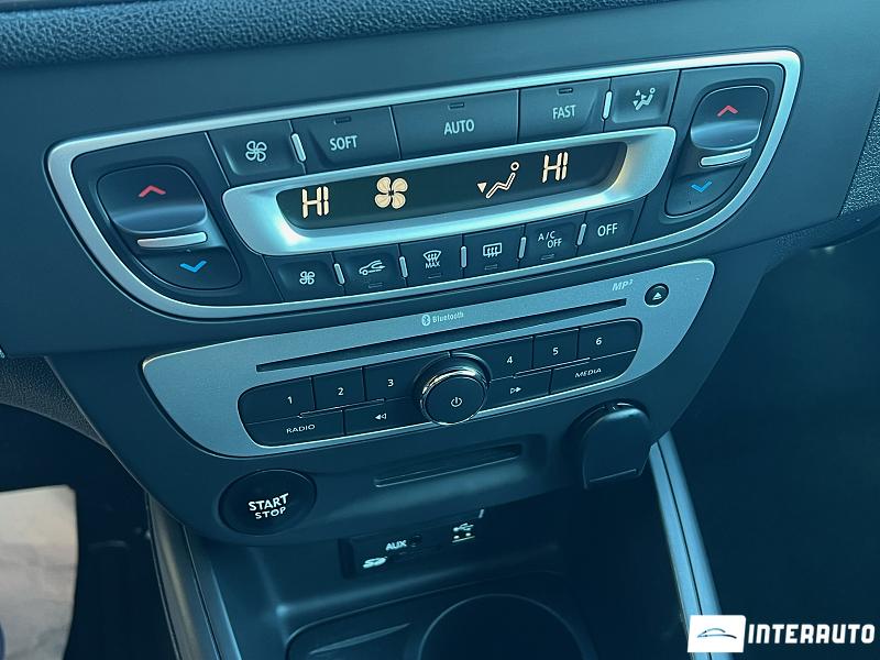 Renault Megane 24 automobil-interauto