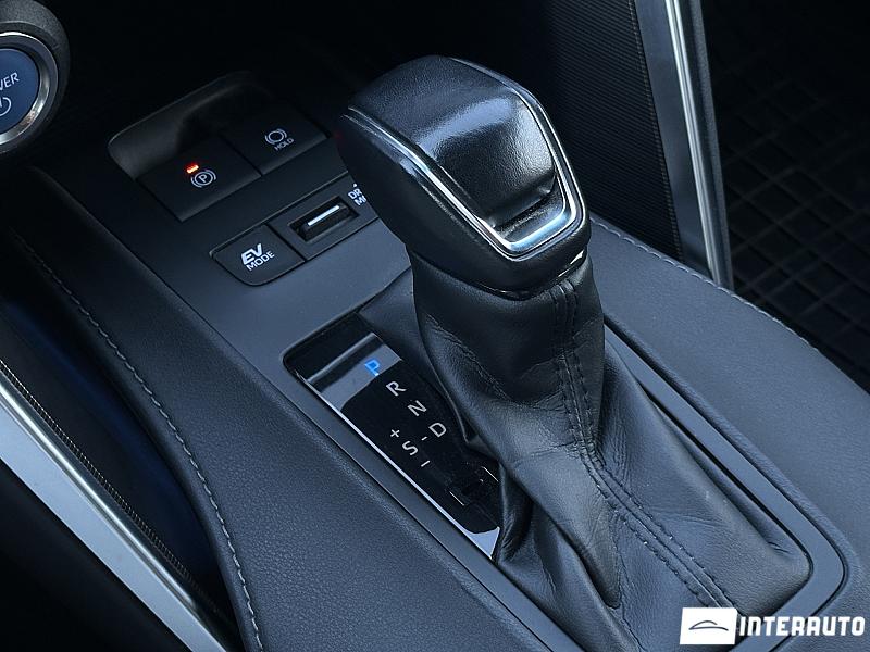 Toyota Venza 23 automobil-interauto