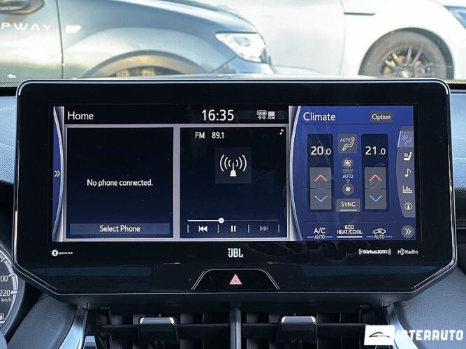 Toyota Venza 45 interauto-car