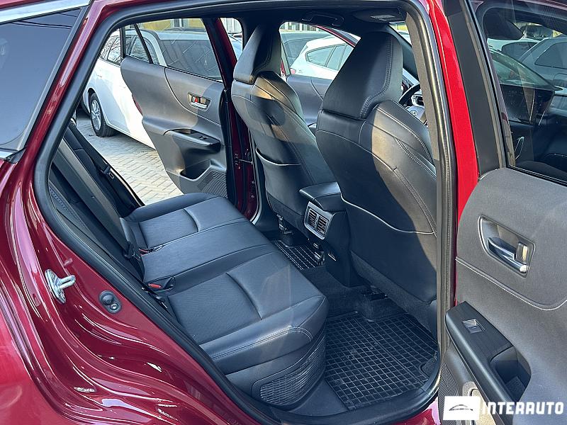 Toyota Venza 26 automobil-interauto