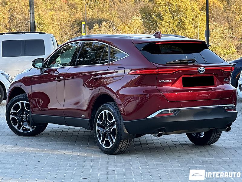 Toyota Venza 14 automobil-interauto