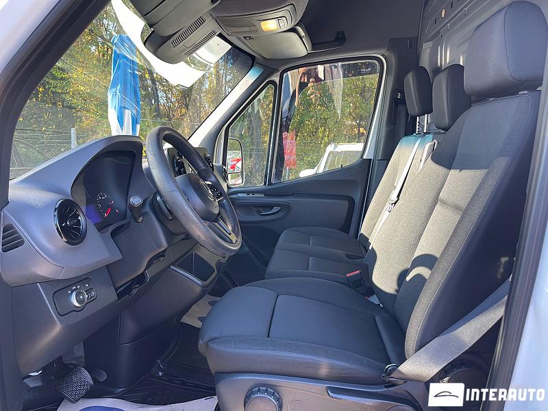 Mercedes Sprinter 15 automobil-interauto