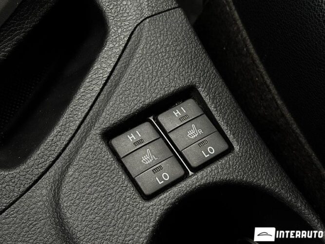 Toyota Auris 43 interauto-car