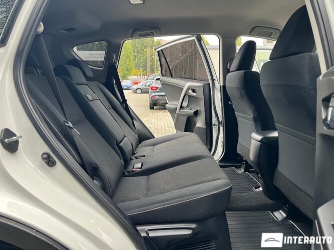 Toyota Rav-4 48 interauto-car