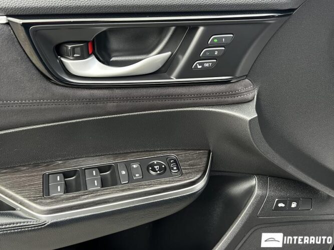 Honda Clarity 42 interauto-car