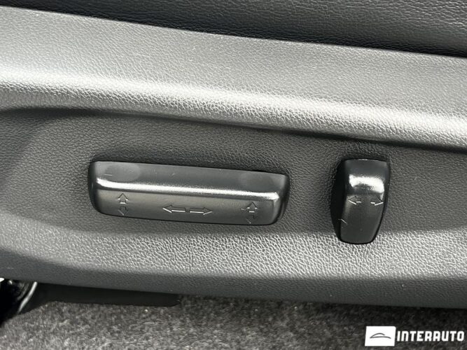Honda Clarity 41 interauto-car