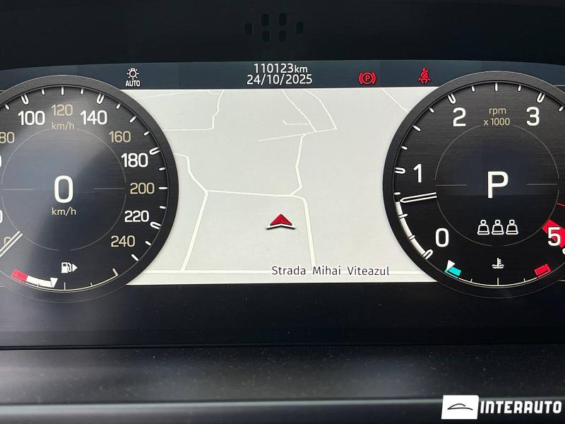 Land Rover Defender 19 automobil-interauto