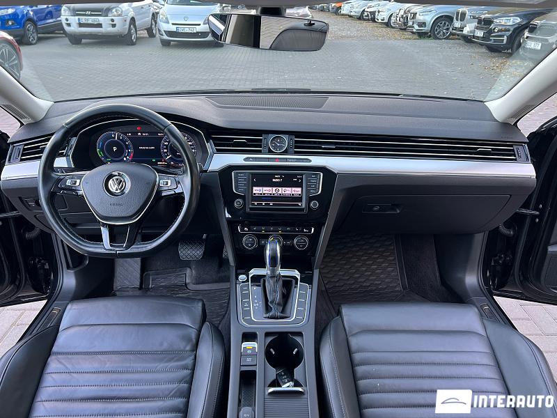 Volkswagen Passat GTE 20 automobil-interauto