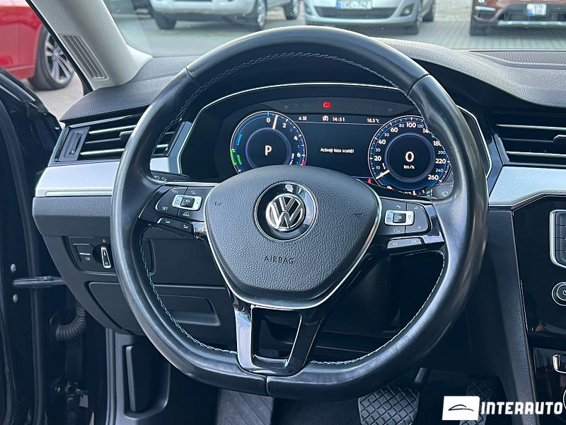 Volkswagen Passat GTE 21 automobil-interauto