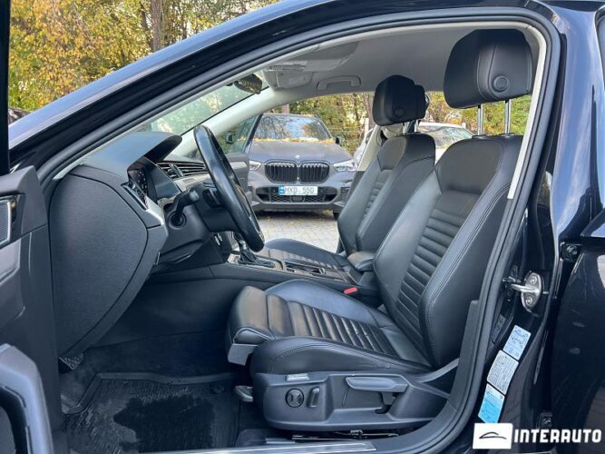 Volkswagen Passat GTE 42 interauto-car