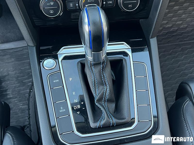 Volkswagen Passat GTE 29 automobil-interauto