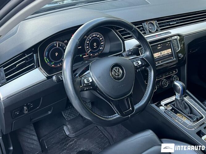 Volkswagen Passat GTE 45 interauto-car