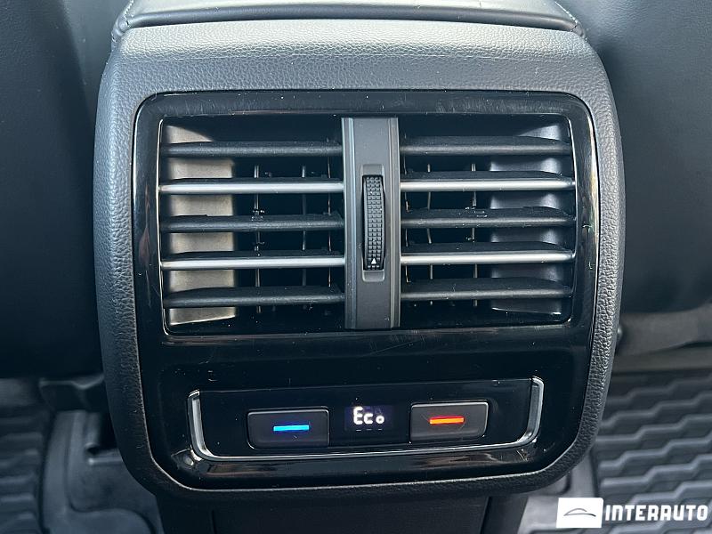 Volkswagen Passat GTE 33 automobil-interauto