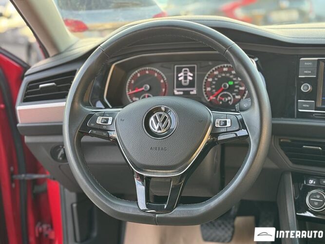 Volkswagen Jetta 39 interauto-car