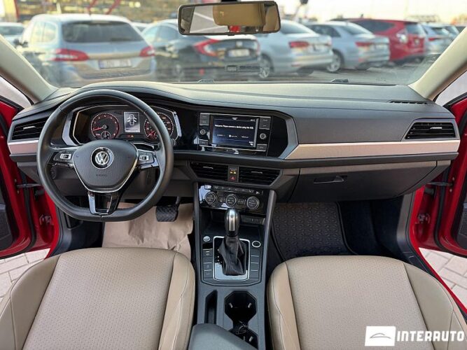 Volkswagen Jetta 38 interauto-car