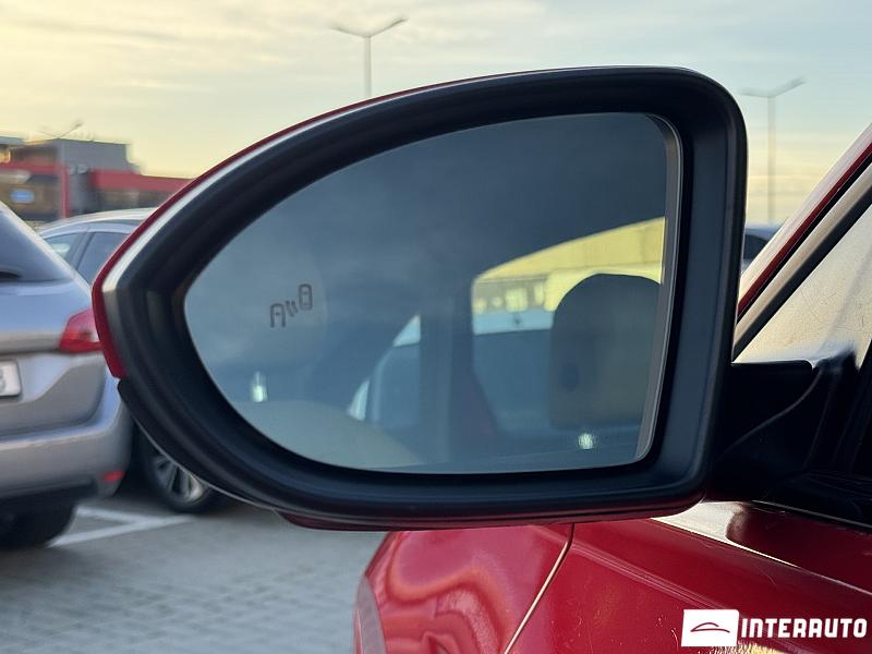 Volkswagen Jetta 29 automobil-interauto