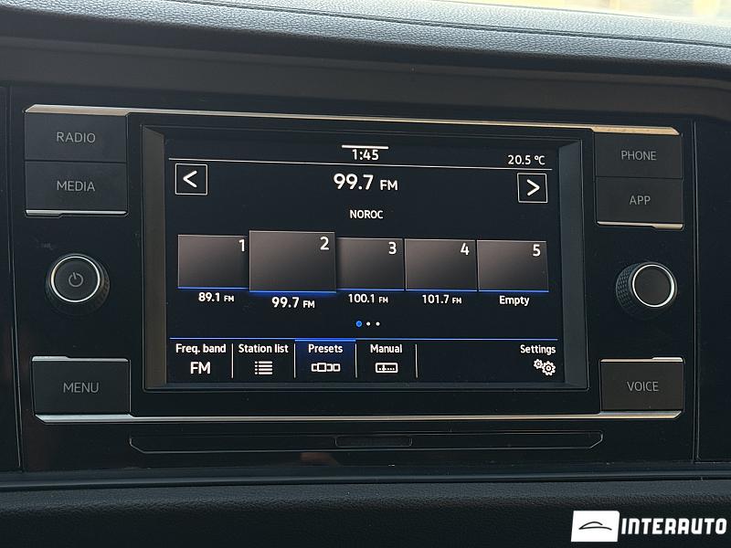 Volkswagen Jetta 19 automobil-interauto