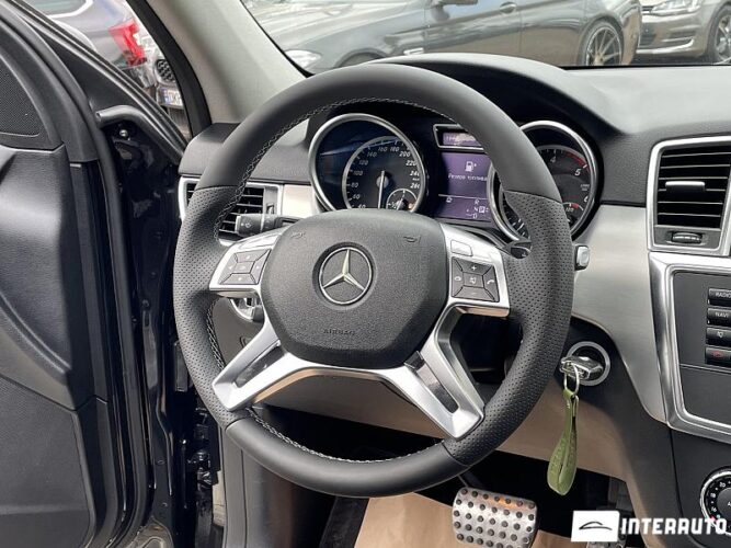 Mercedes ML 350 43 interauto-car