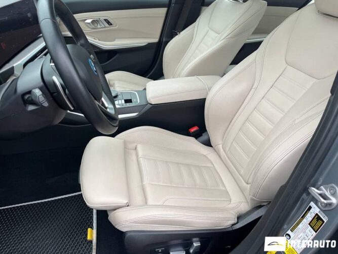 BMW 330E 35 interauto-car