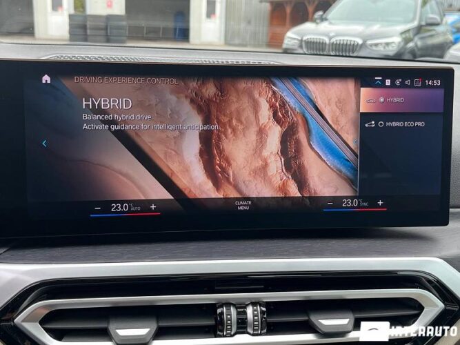 BMW 330E 38 interauto-car