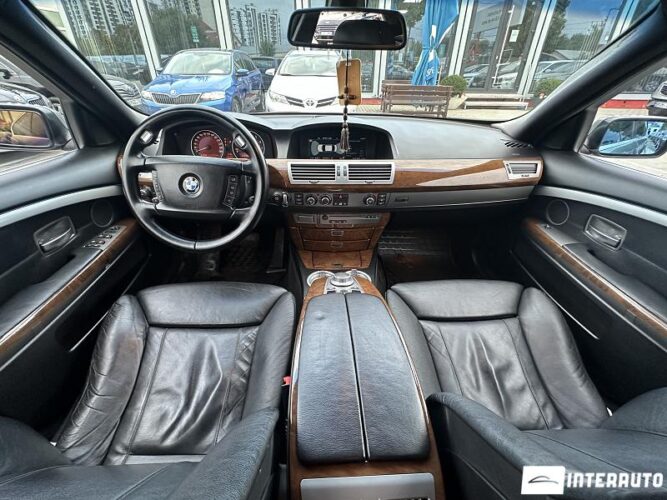 BMW 730 39 interauto-car