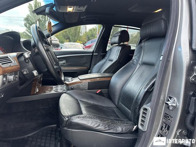BMW 730 36 interauto-car
